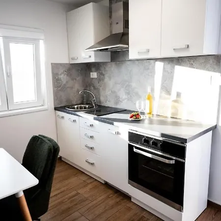 Vakantiehuis Romic *